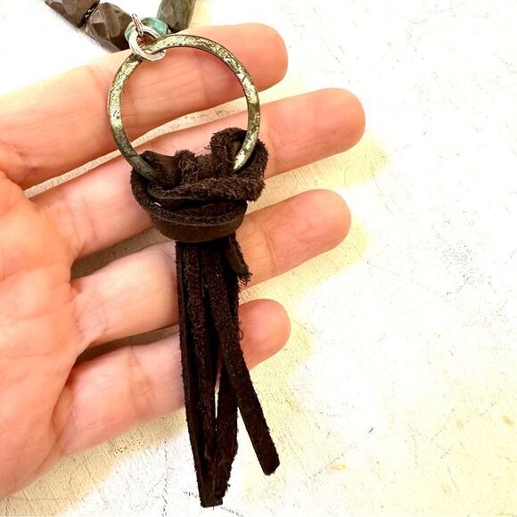 Leather cord beaded pendant tassel necklace - Picture 6 of 11